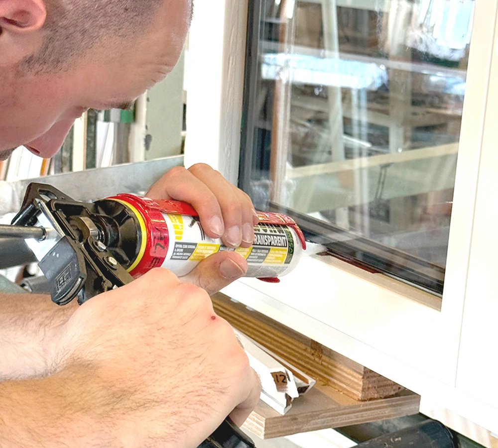 Realizzazione posa serramenti in Accoya