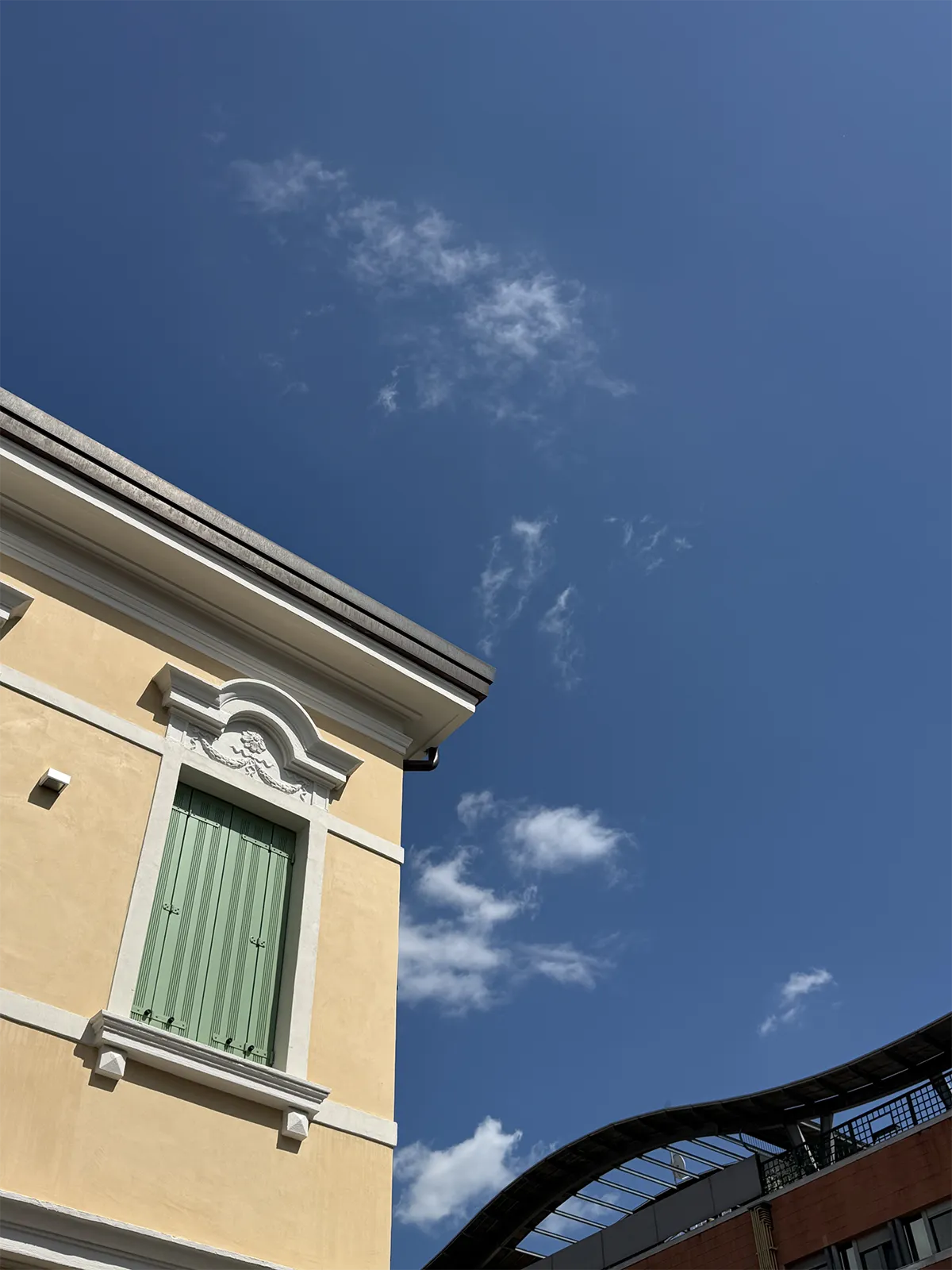 Realizzazione di scuri in legno a Marcon (VE)